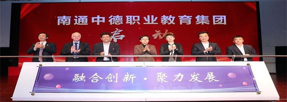 请输入标题...