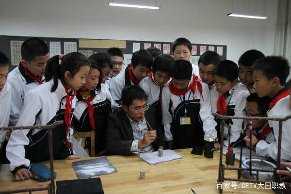 大国职教 | 政策解读《民办教育促进法》中的"好消息"和"坏消息"(图4) 大国职教 | 政策解读《民办教育促进法》中的"好消息"和"坏消息"(图4)